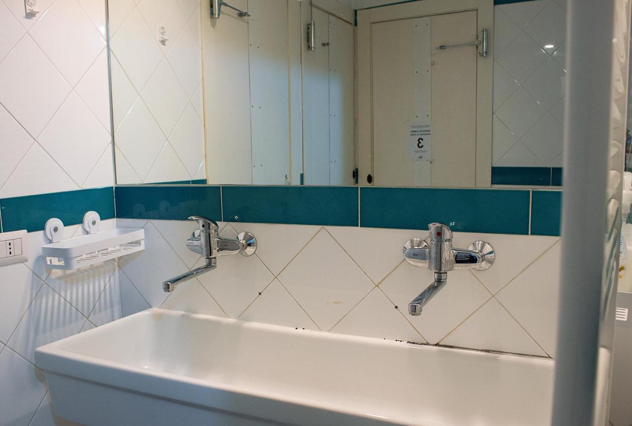 Ostellin Genova Hostel Eksteriør bilde